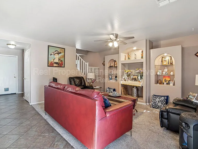 12571 W Mauna Loa Ln — Photo 5