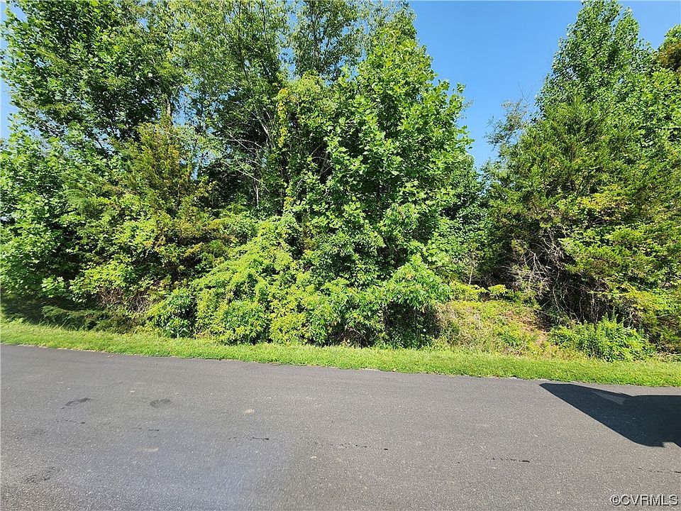 1st image of 5508 Dogwood Tree Ln