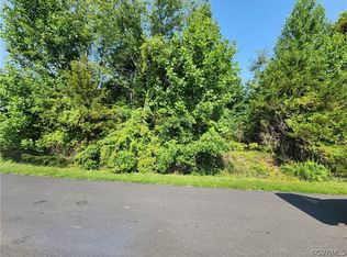 5508 Dogwood Tree Ln, Mineral, VA 23117