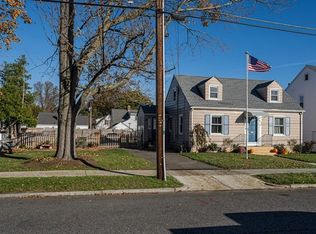 117 Winton St, Springfield, MA 01118