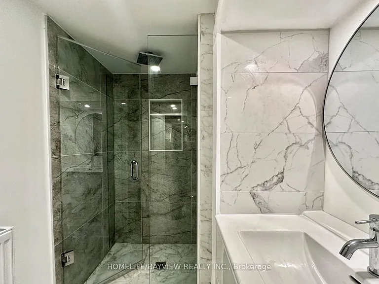 43 Wineva Ave #LOWER — Photo 11