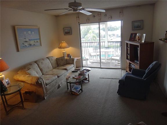 5th image of 2601 NE 14th Street Causeway #334