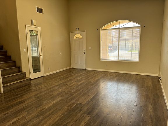 3rd image of 13658 Glenhaven Way