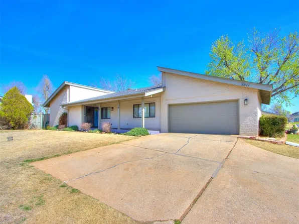 9811 Hefner Village Pl, Oklahoma City, OK 73162
