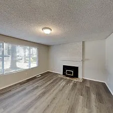 6516 60th Pl NE — Photo 1