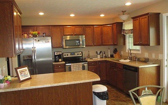 4th image of 1760 Lilly Dr