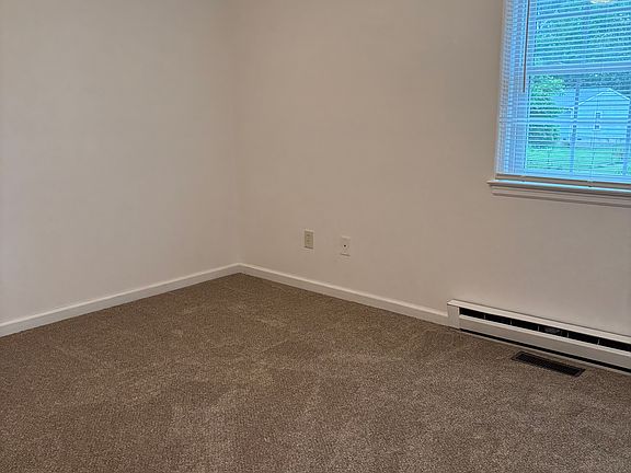 4th image of 3902 Temple Ct