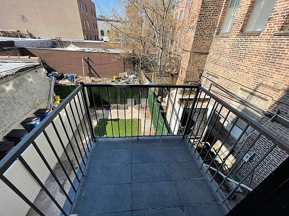 5th image of 85 Humboldt St #2B
