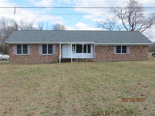 1st image of 3472 Luttrellville Ln