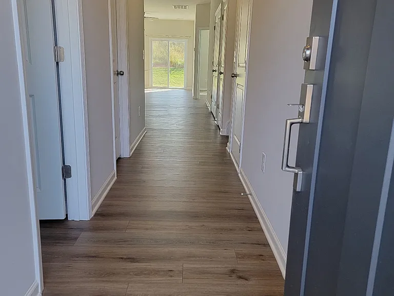 62 Fernhill Ln — Photo 3