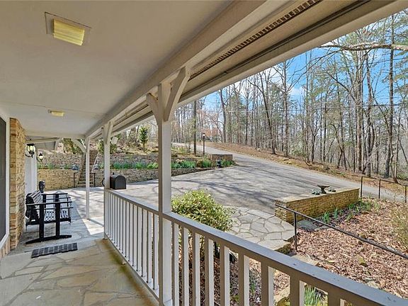 2nd image of 290 Waterfall Dr