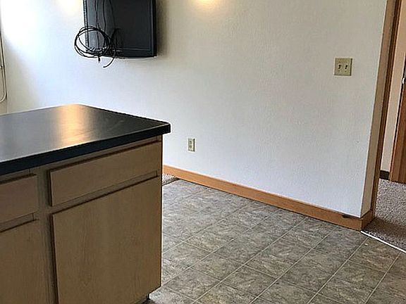 5th image of 2125 W Kilbourn Ave #7308115