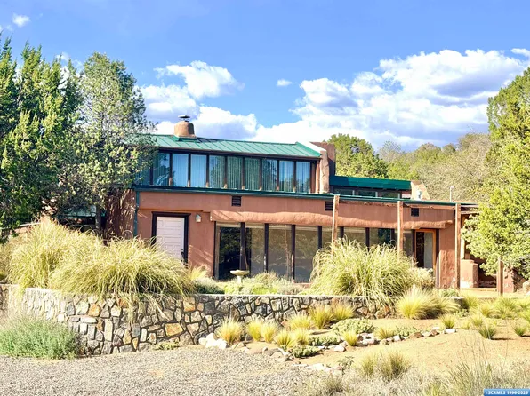 24 Amber Dr, Silver City, NM 88061