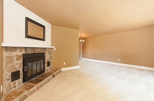 3rd image of 13425 SW Barnum Dr
