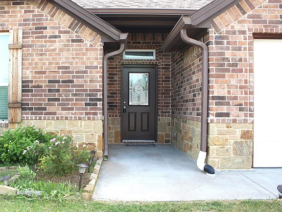 2nd image of 219 Prairie Wind Blvd