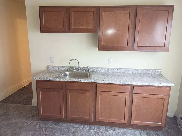 721 N 6th St #5 — Photo 1
