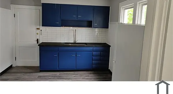 3719 E 61st St #3 — Photo 4