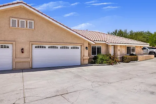 16201 Viho Rd Photo 1