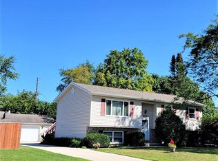 607 Thompson Ave, Winthrop Harbor, IL