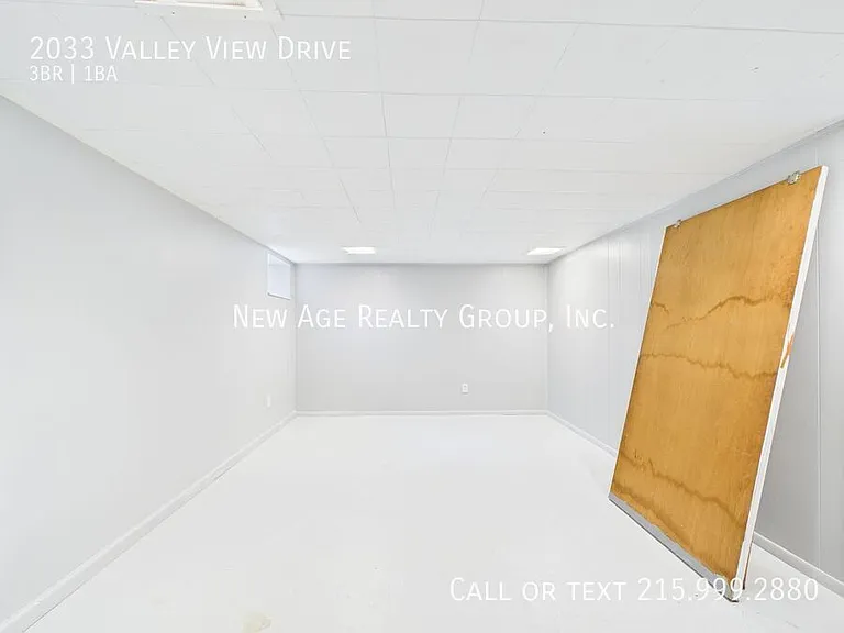 2033 Valley View Dr — Photo 18