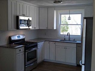 161 Riverdell Dr, Saunderstown, RI 02874