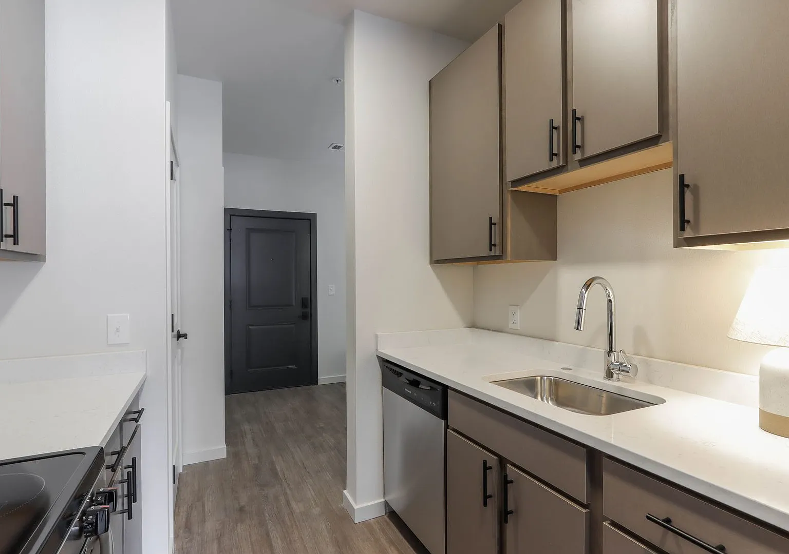 Evergreen Landing Apartments on 8th — Photo 4