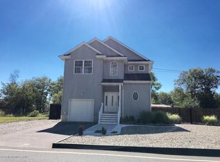 8 Crosswind Rd, Waretown, NJ 08758