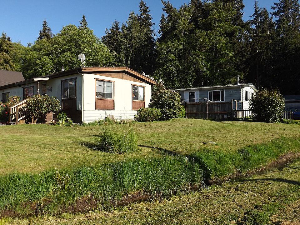 1st image of 1890 Beachwood Dr