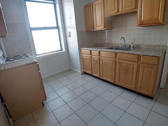 2nd image of 6613 Fort Hamilton Pkwy APT 5E