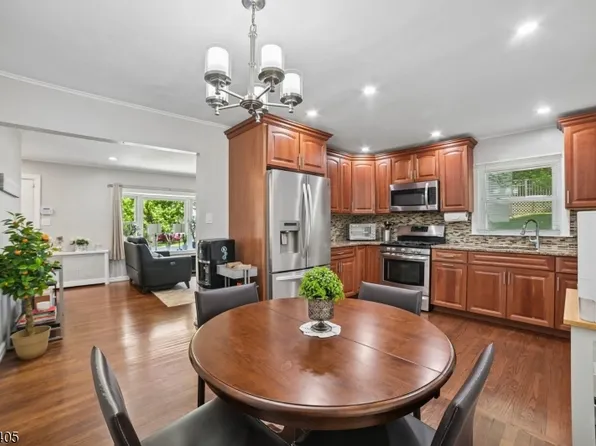 46 Phyllis Rd, West Orange Twp., NJ 07052
