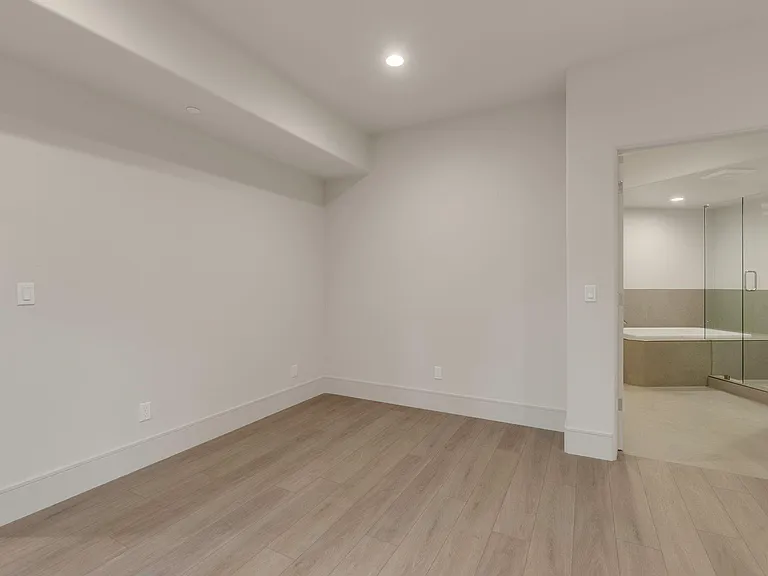 1229 Lincoln Ave #101 — Photo 17