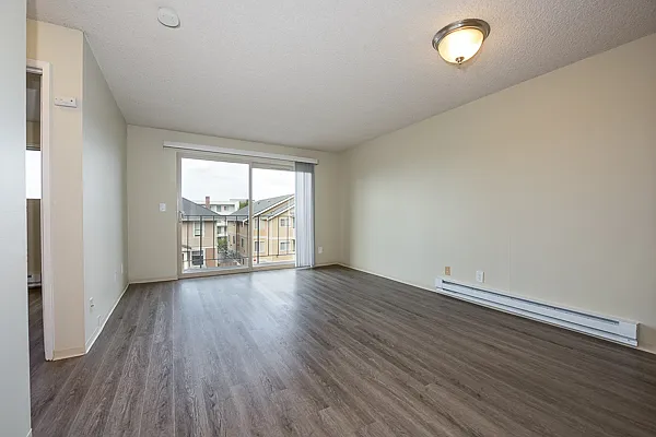 Stonebridge Apartments — Photo 14
