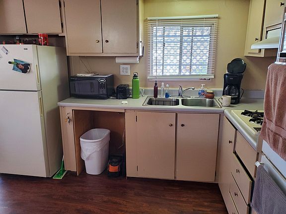 4th image of 300 S Val Vista Dr #36