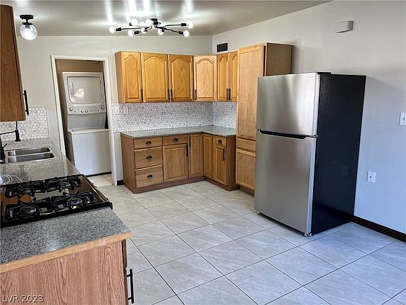 5th image of 3113 Lava Ave