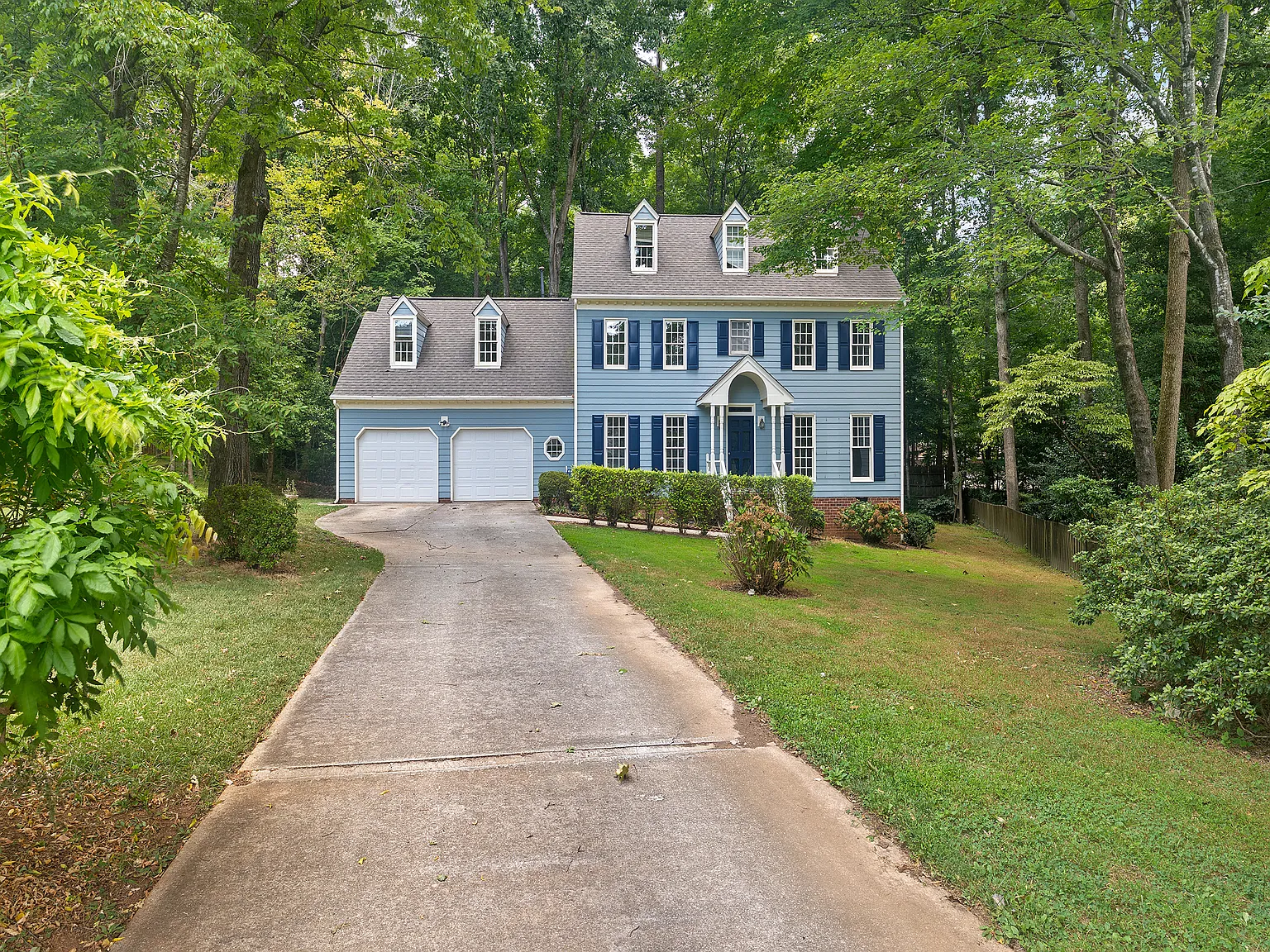 4 bed, 2.5 bath, 3257 sqft, $2,850 — Photo 3