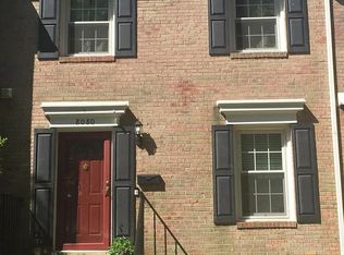 8080 Sleepy View Ln, Springfield, VA 22153