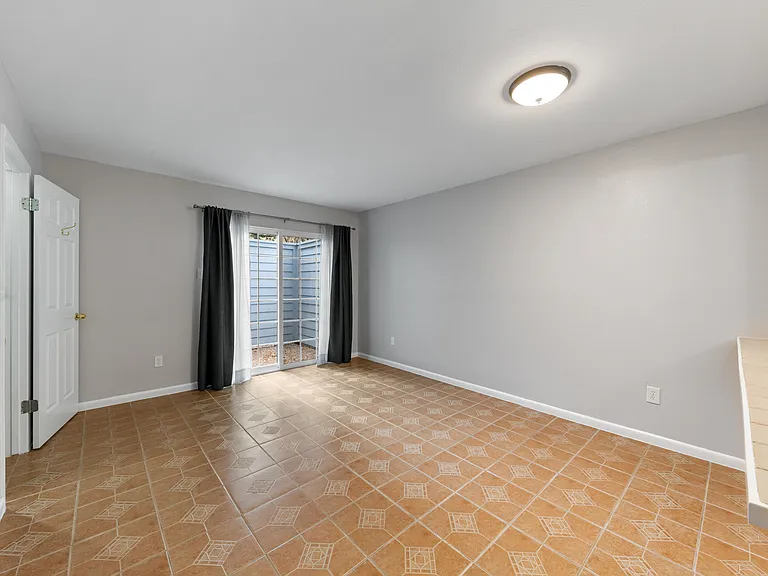 701 Rosedale St #H — Photo 10