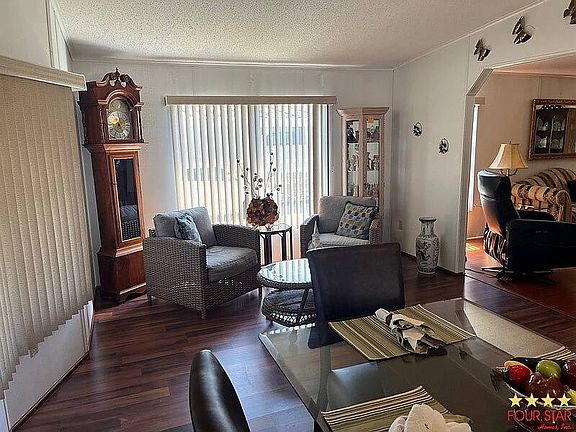 5th image of 1000 Walker St #201
