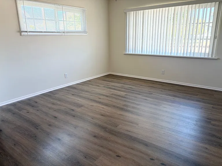 2950 E Mesa Dr — Photo 4
