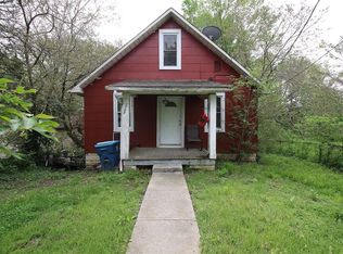 2107 Locust Ave, Alton, IL 62002