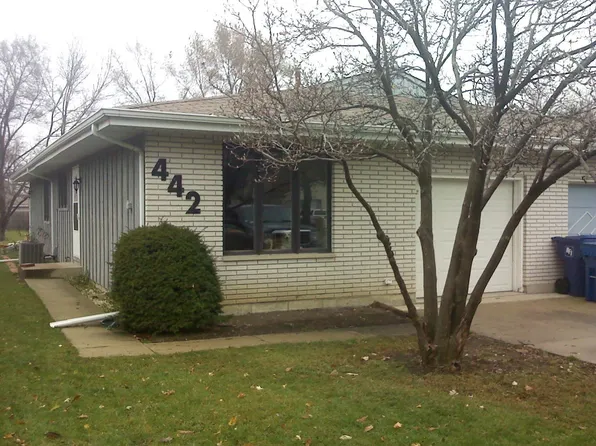 442 E Lorraine Ave, Addison, IL 60101