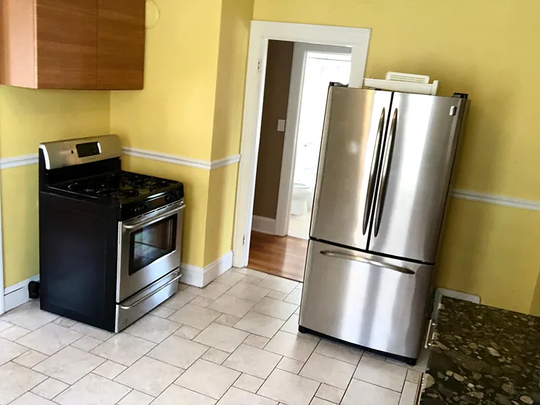2043 Waterbury Rd — Photo 9