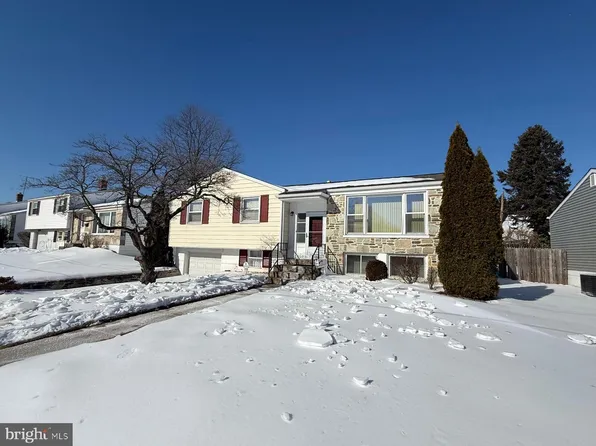 11616 Barlow St, Philadelphia, PA 19116