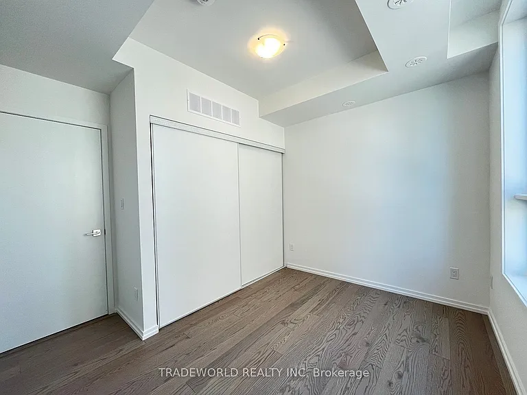 14 Lytham Green Cir #2 — Photo 13