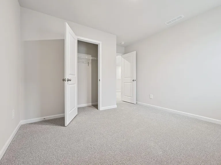 1041 Saint Lawrence Dr — Photo 29