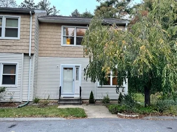 13 Natty Brook Rd, Hubbardston, MA 01452