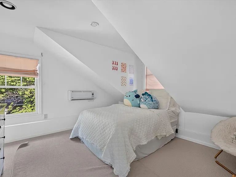 2038 Dartmouth Pl — Photo 12