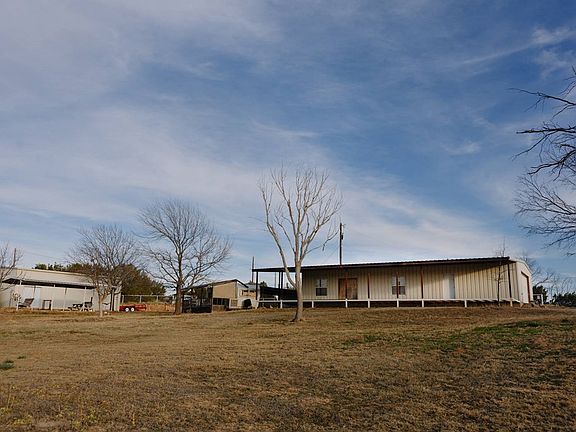 2nd image of 876 County Road 315