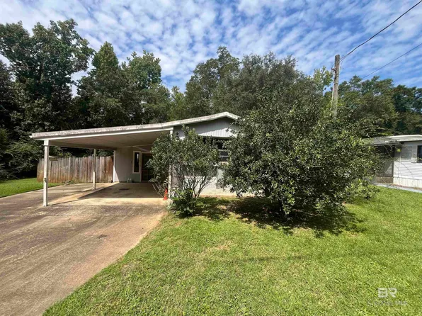 1520 Valencia Dr, Lillian, AL 36549