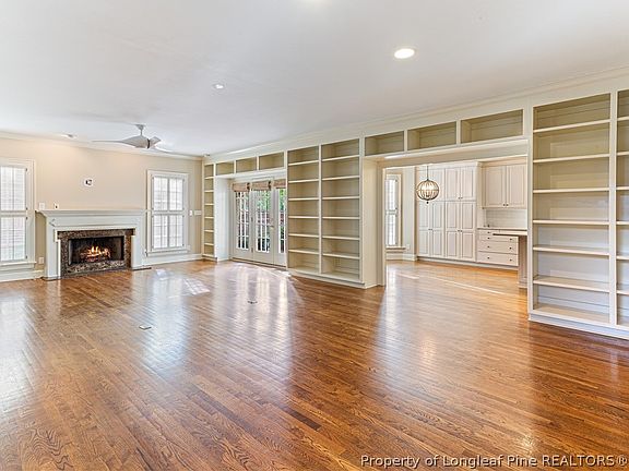 5th image of 216A Devane St